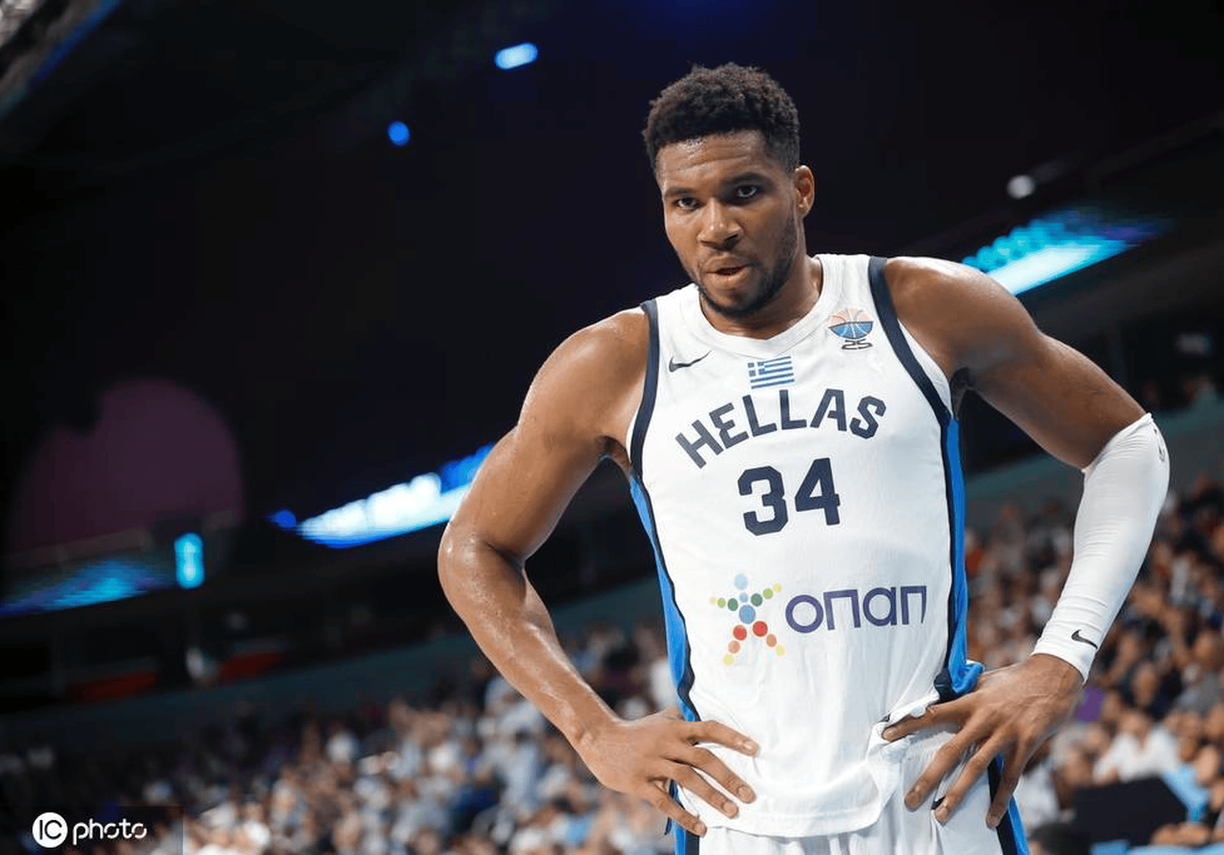  字母哥连续七场比赛得分超过惊险取胜，IG挑战极限！