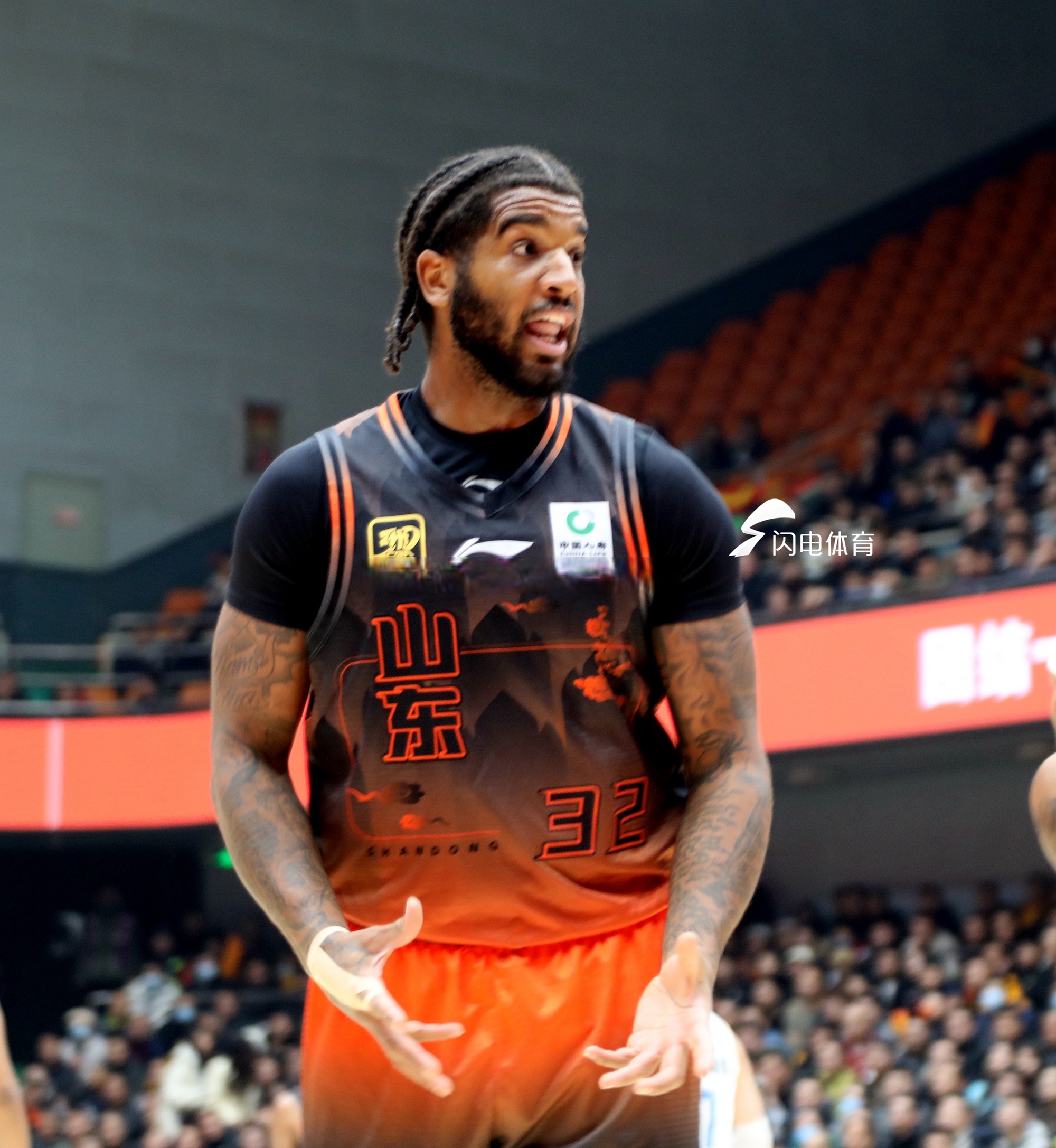 开云网页登录清晨突围战来临；广州队围绕CBA常规赛绝杀压哨；气氛紧张；心理建设被强调的简单介绍