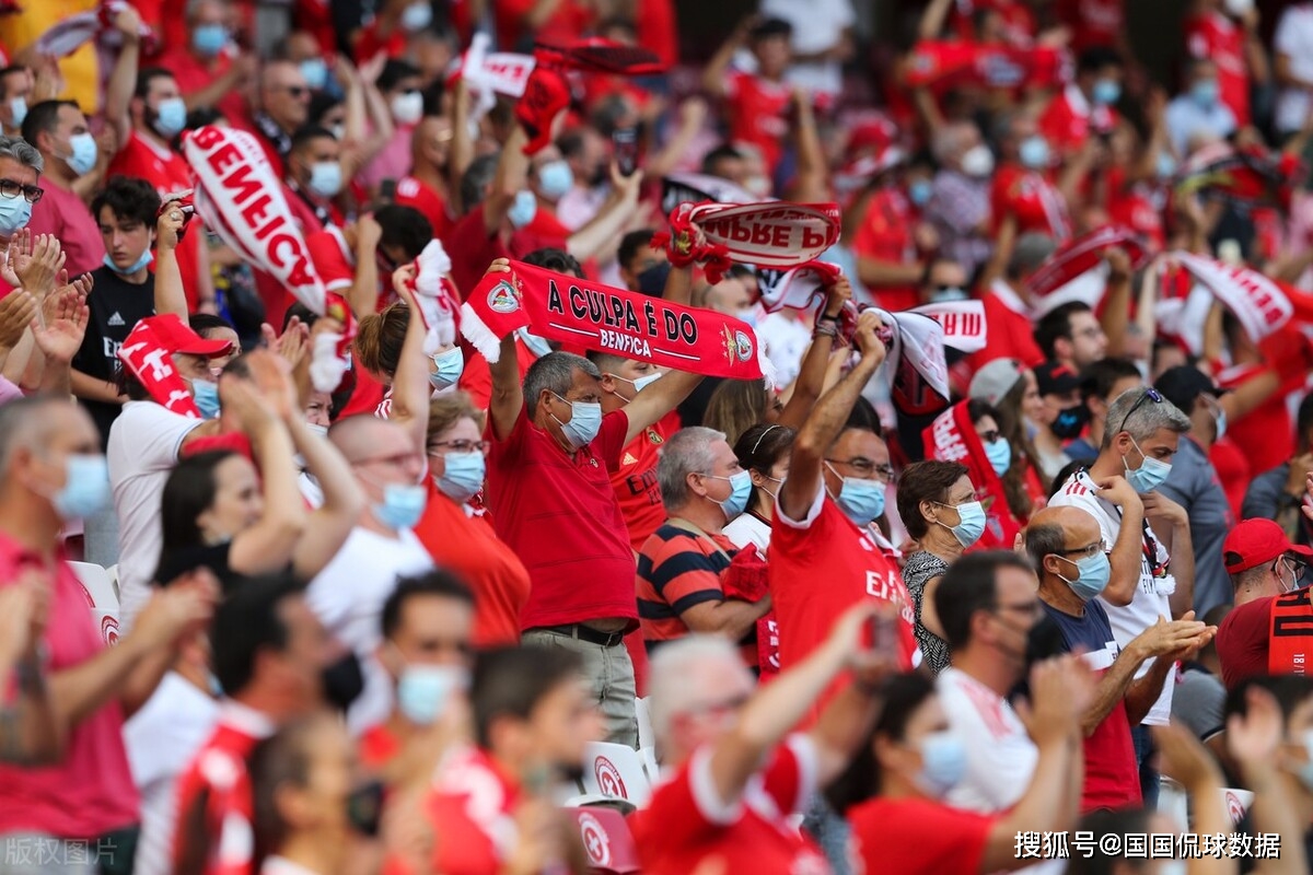 kaiyun官网登录平台埃因霍温发布备战花絮，清晨调整名单，欧冠任务艰巨，医务组通报恢复的简单介绍