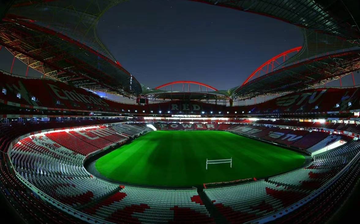 开云APP官方下载赛地聚焦：欧联集结日热度飙升；门兴格拉德巴赫豪取连胜；管理层满意；细节决定成败的简单介绍